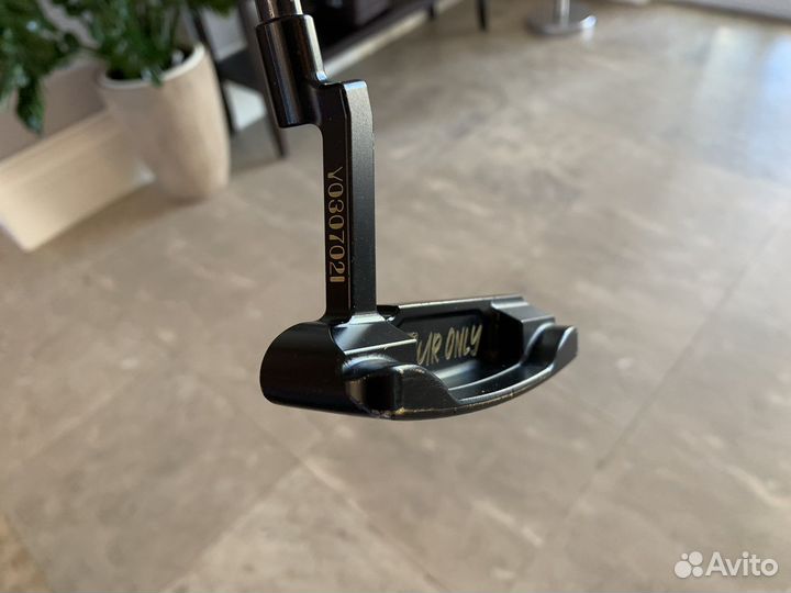 Клюшка для гольфа паттер Sakaki Putters Подарочный