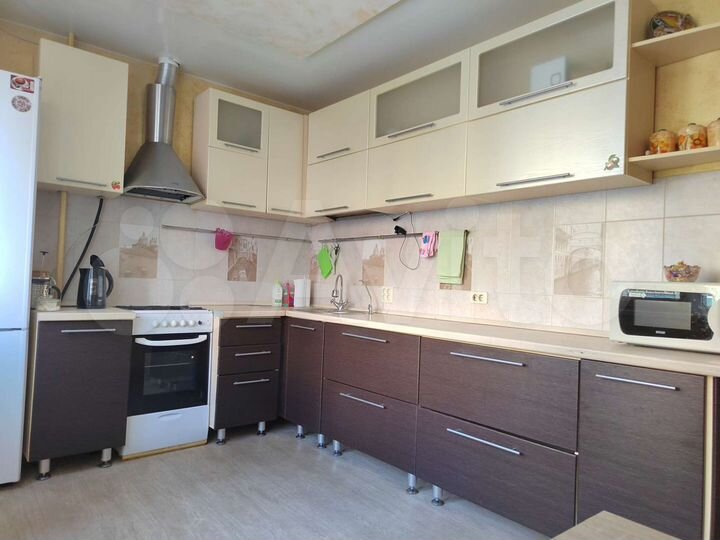 3-к. квартира, 84 м², 6/10 эт.