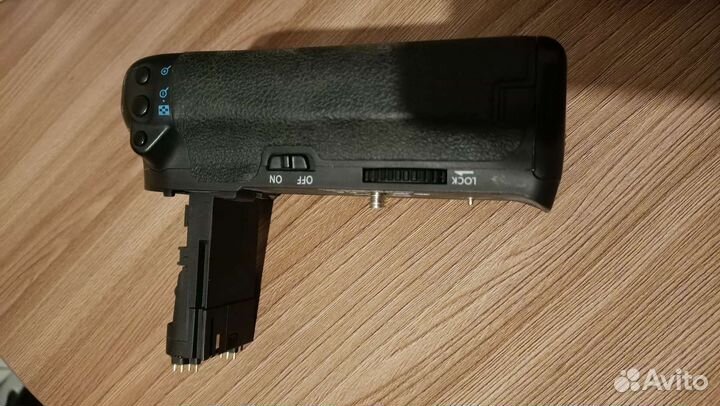 Батарейный блок BG-E9 для canon 60D