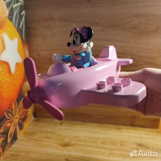 Игрушка из lego