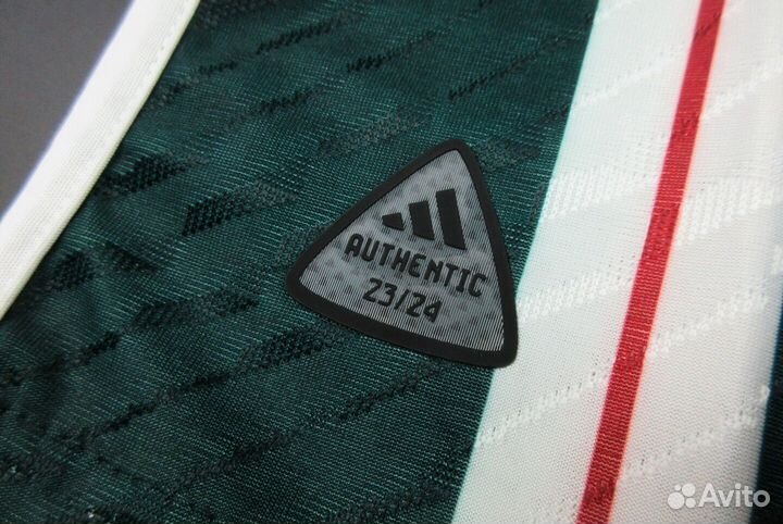 Форма гостевая Манчестер Юнайтед сезон 23/24