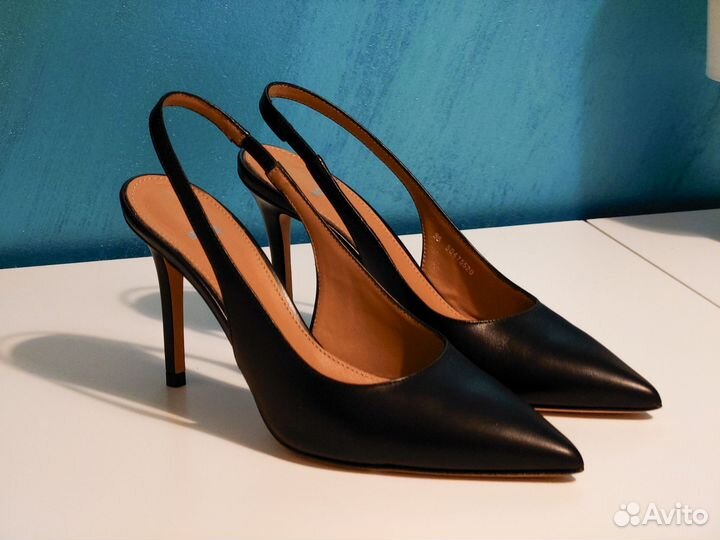 Туфли чёрные классические 35 размер Hugo Boss