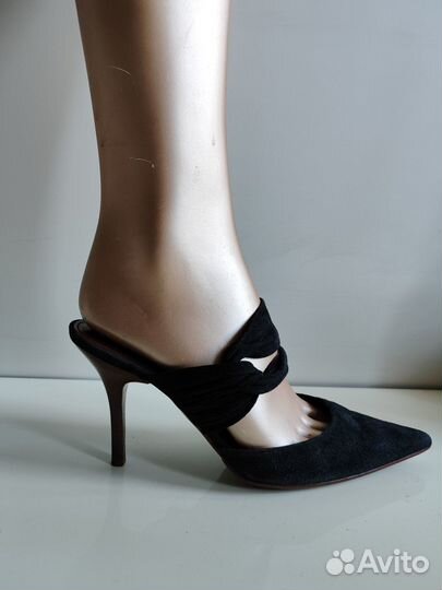 Босоножки Bally чёрные замшевые р 38