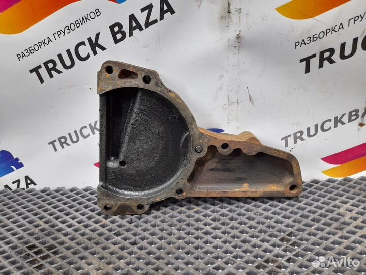 Крышка шестерни распредвала Man F2000