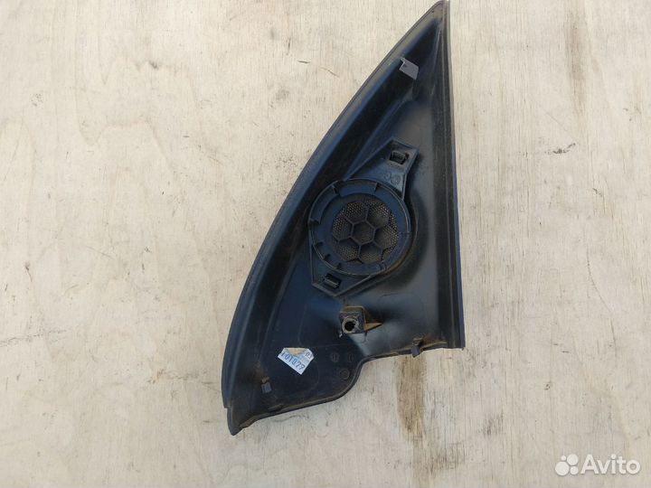 Накладка левого зеркала Пежо 206