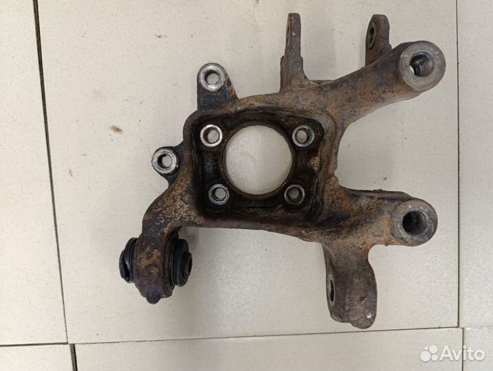 Б/У Б/У Кулак поворотный задний левый RL