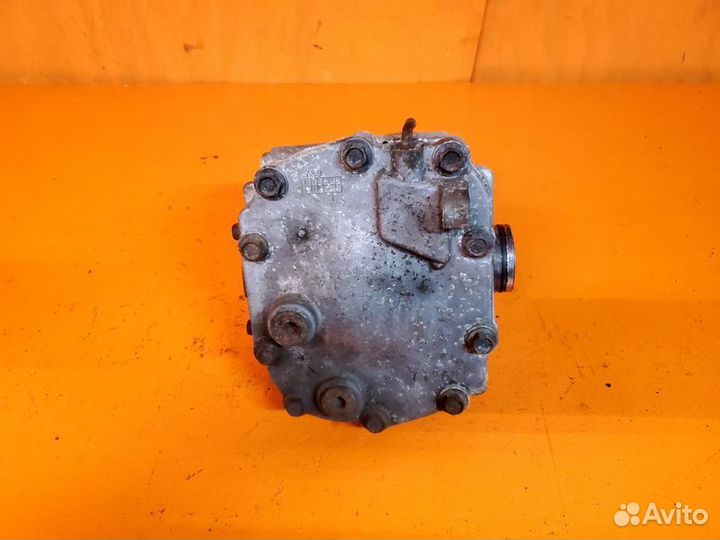 Редуктор передний Infiniti M35 Y50 2009