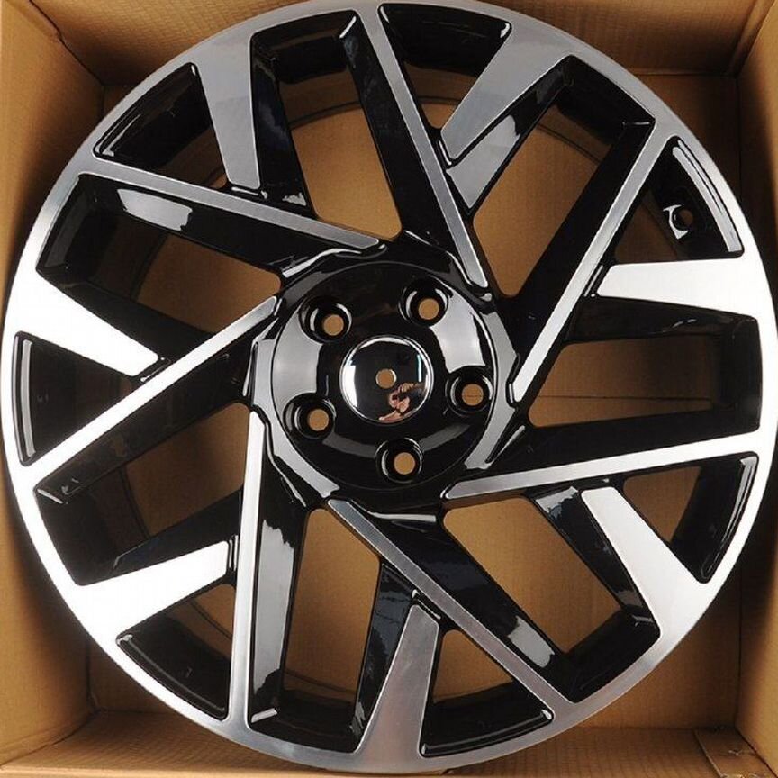 Литые диски Powcan 7.5×R20 5×114.3