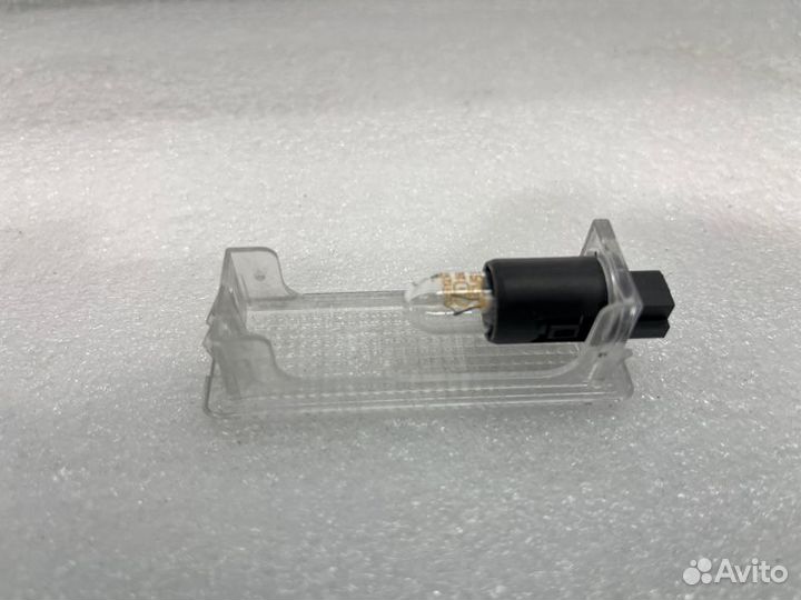 Плафон салонный Ford Kuga CBS ytma 2015