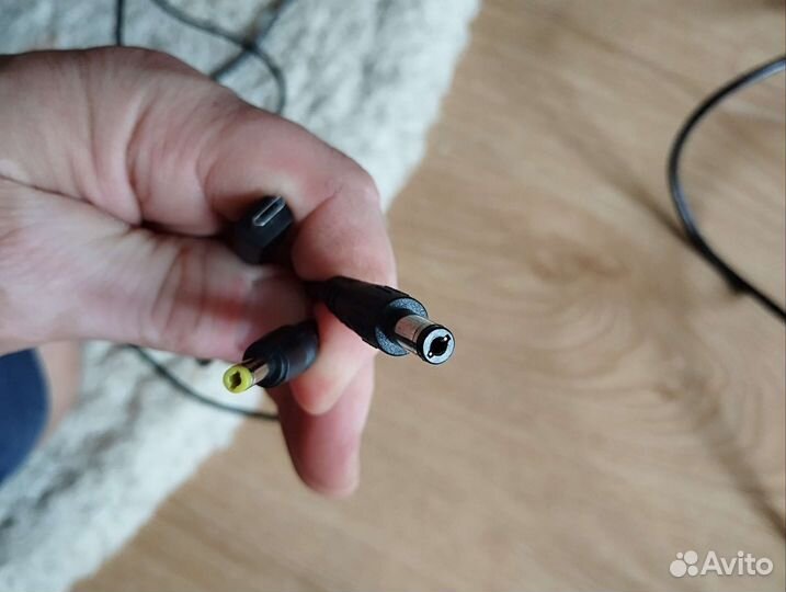 Зарядное устройство