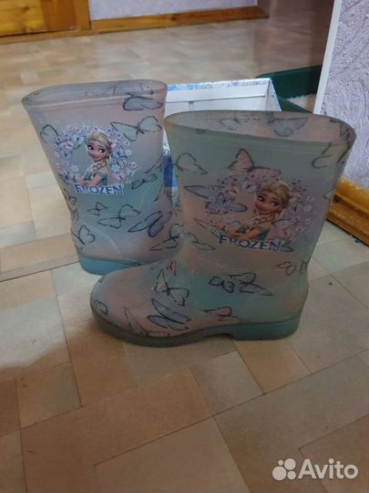 Детские резиновые сапоги