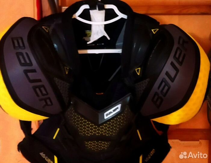 Хоккейная форма Bauer