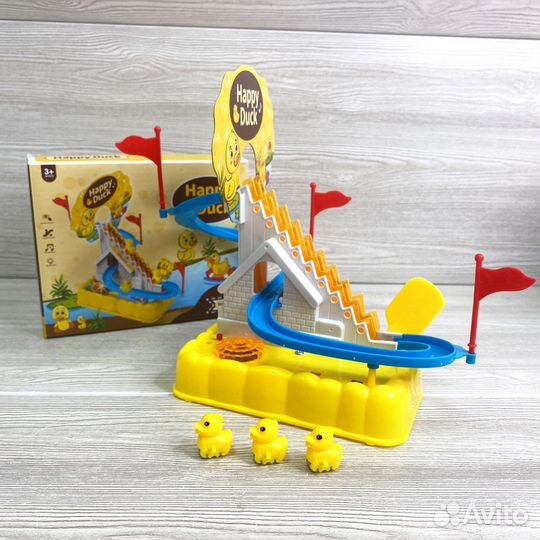 Веселая горка с утятами интерактивная игрушка