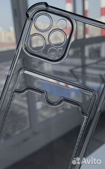 Чехлы на iPhone