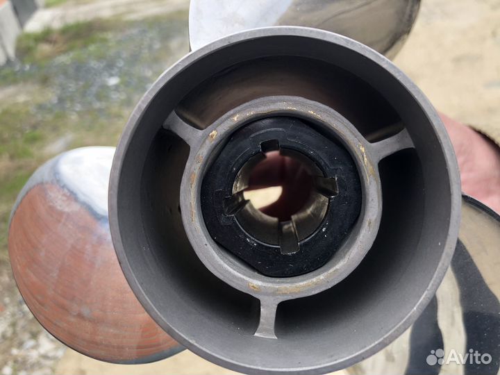 Винт на лодочный мотор yamaha