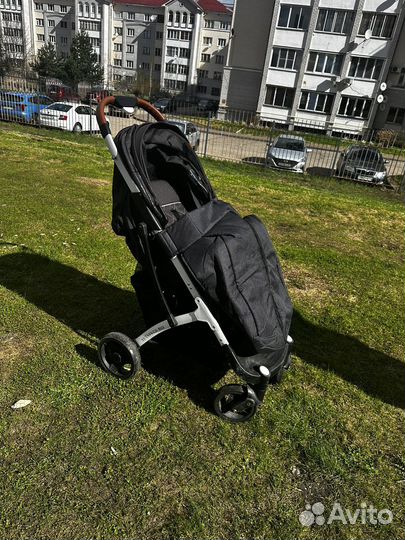 Коляска прогулочная yoya plus max