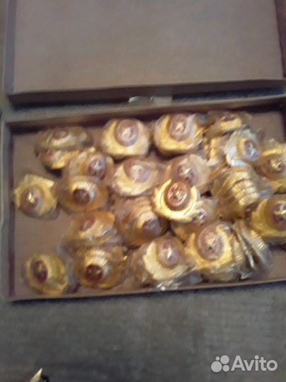 Значки и Нашивки