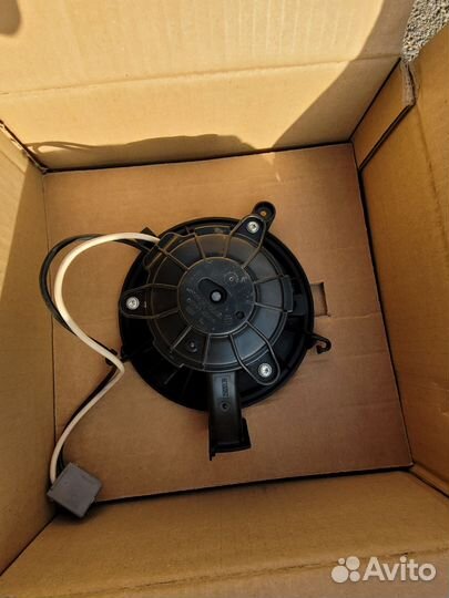 Моторчик отопителя Opel Astra J