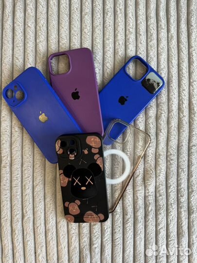 Чехлы на телефон iPhone 14