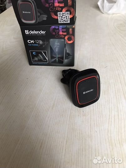 Магнитный держатель для телефона в авто
