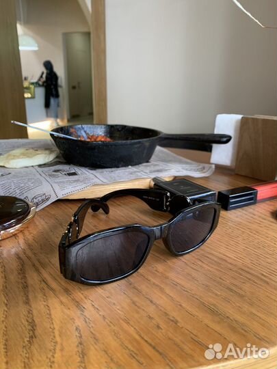 Солнцезащитные очки