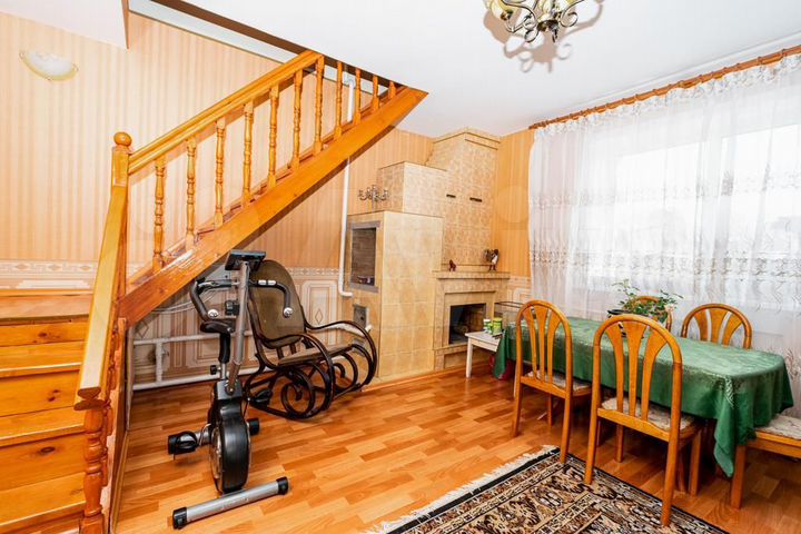 Коттедж 170 м² на участке 12 сот.