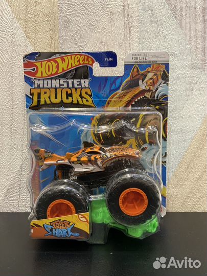 Hot wheels monster truck tiger shark