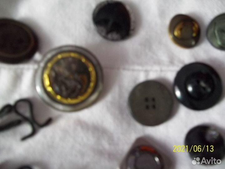Пуговицы