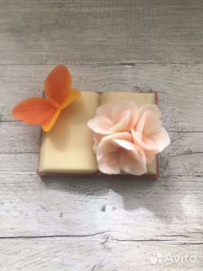 Мыло ручной работы на 1 сентября
