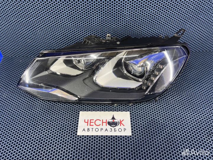 Фара передняя левая Volkswagen Touareg NF до 2014