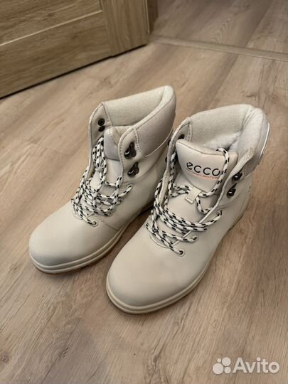 Новые зимние ботинки Ecco