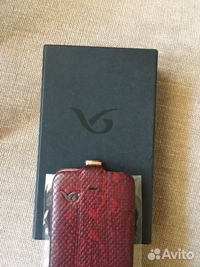 Чехол на айфон - 5