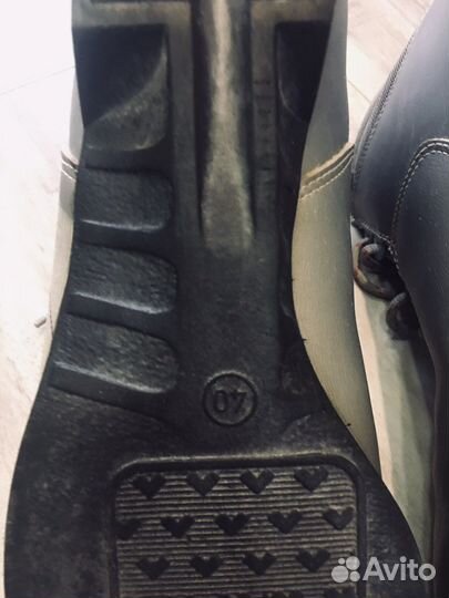 Лыжные ботинки