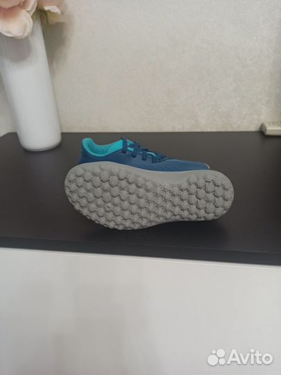 Детские футбольные бутсы 28 размер Decathlon