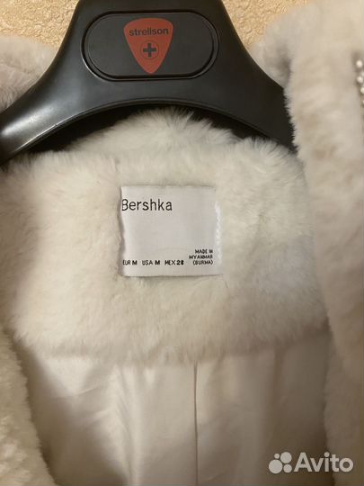 Шуба женская искуственная bershka