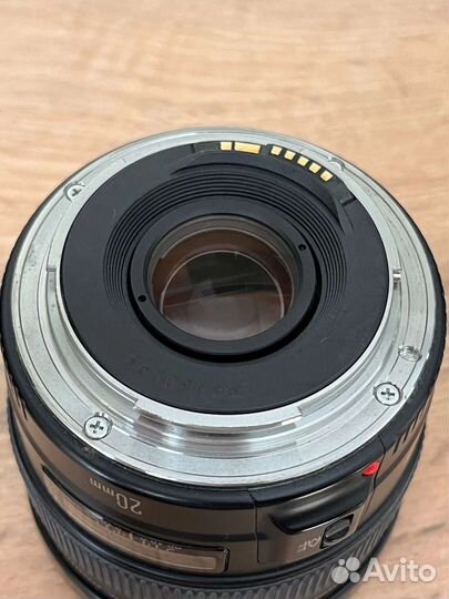 Объектив Canon