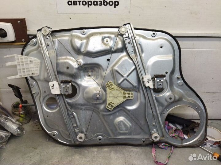 Стеклоподъемник передний правый Kia Ceed ED 1.4