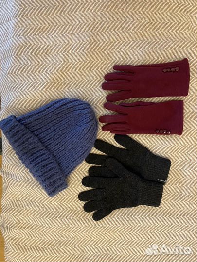 Шапка женская зимняя, перчатки женские и мужские