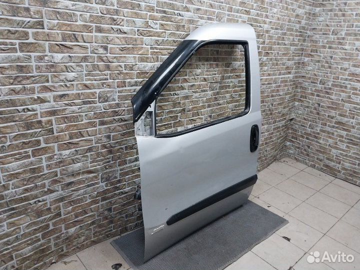 Дверь передняя левая Opel Combo D A13FD 1.3 2014