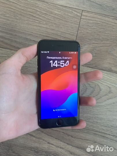 iPhone SE (2020), 64 ГБ