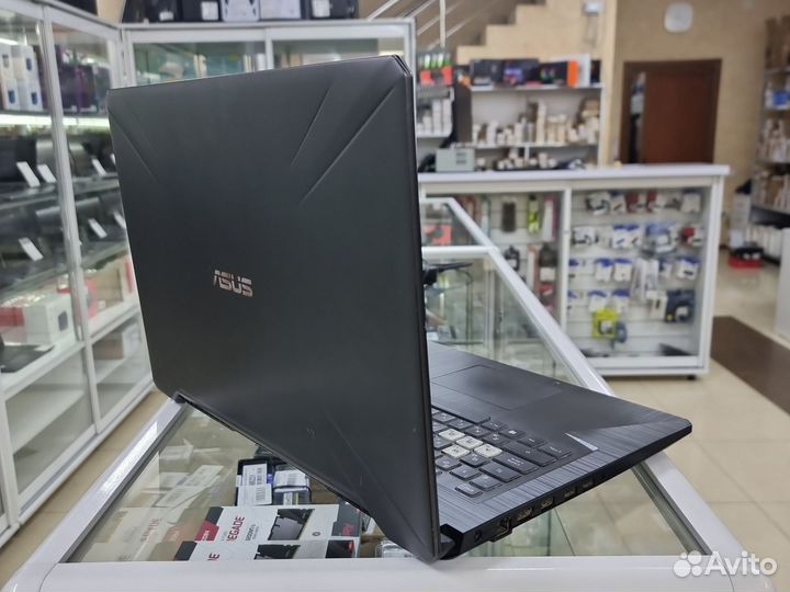 Игровой ноутбук asus