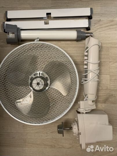 Вентилятор напольный Scarlett