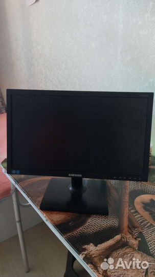 Монитор Samsung