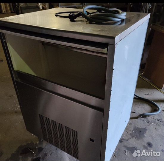 Ледогенератор Brema Ice Makers m9286