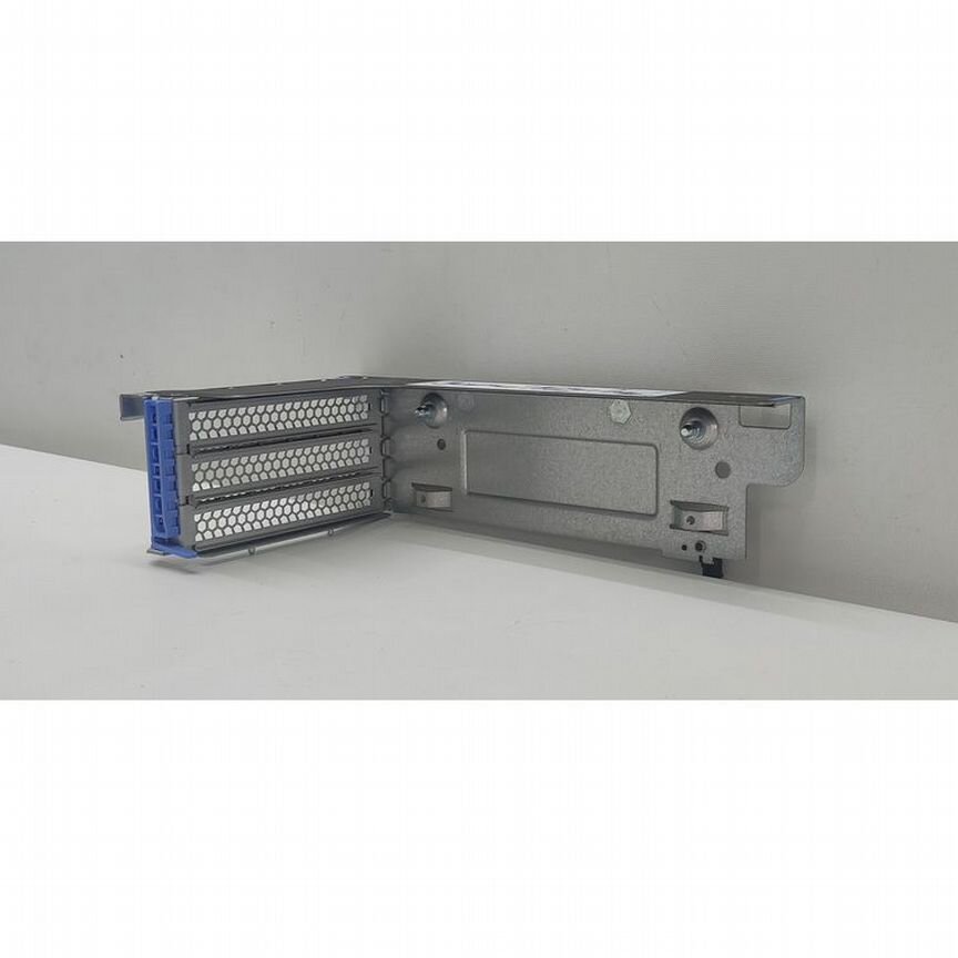 [01KR077] Кронштейн Lenovo Sr650, Sr550, Riser, Bkt