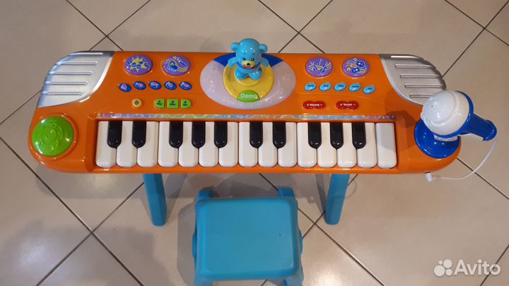 Детский синтезатор с микрофоном
