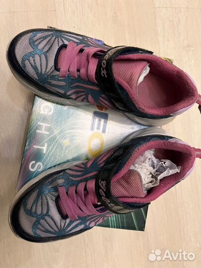 Кроссовки geox для девочки,33 размер