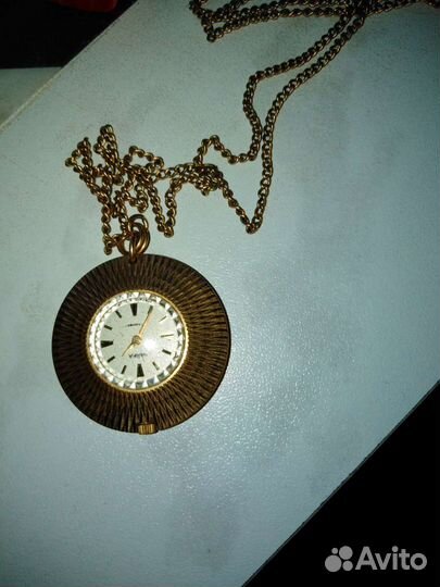 Часы кулон женские СССР позолоченные