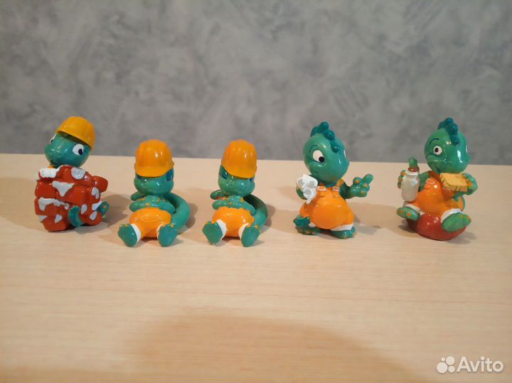 Игрушки из киндер-сюрприза 90-х