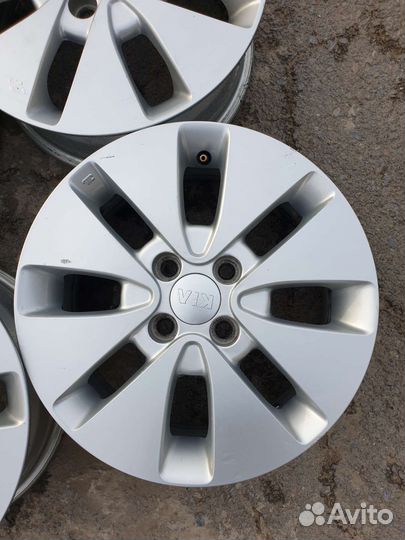 Литые оригинал Kia Hyundai r15 4х100
